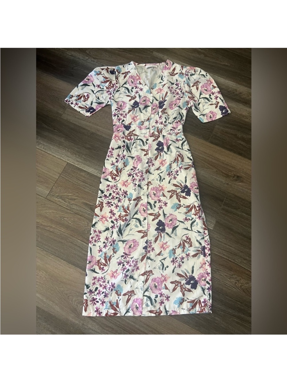 V-Neck Floral Midi Dress in Pink and White